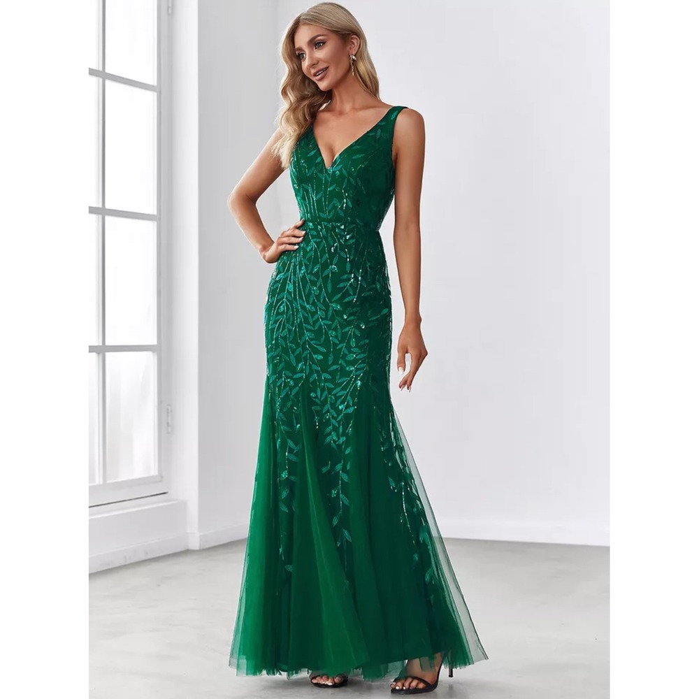 Ever Pretty Green Sequin Embellished Gown V-Neck Prom